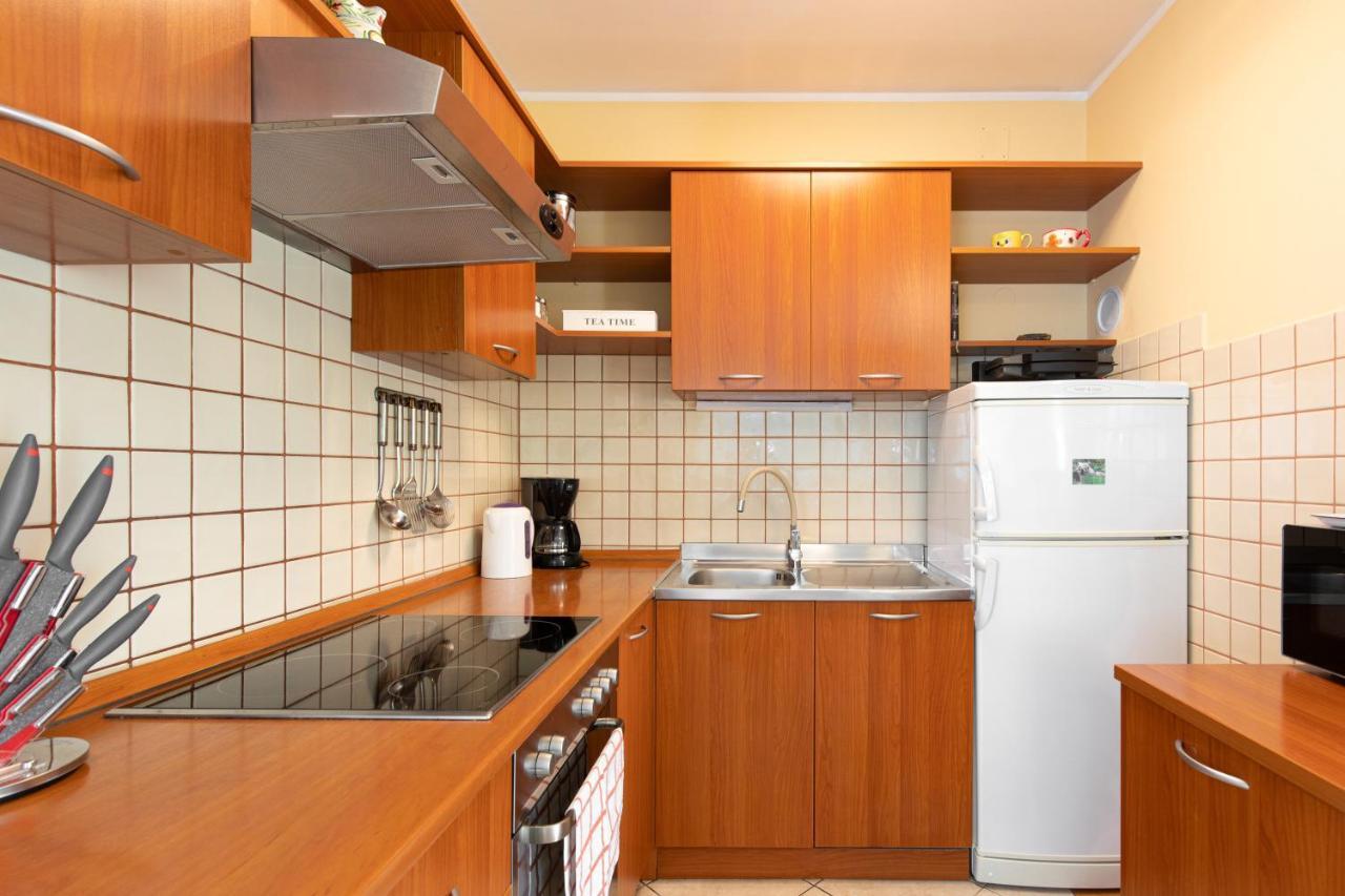 Apartment Blazi Njivice Buitenkant foto